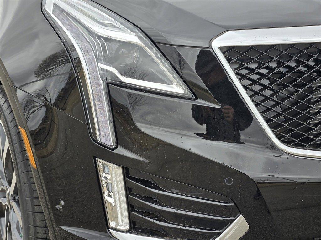 new 2025 Cadillac XT5 car, priced at $62,590