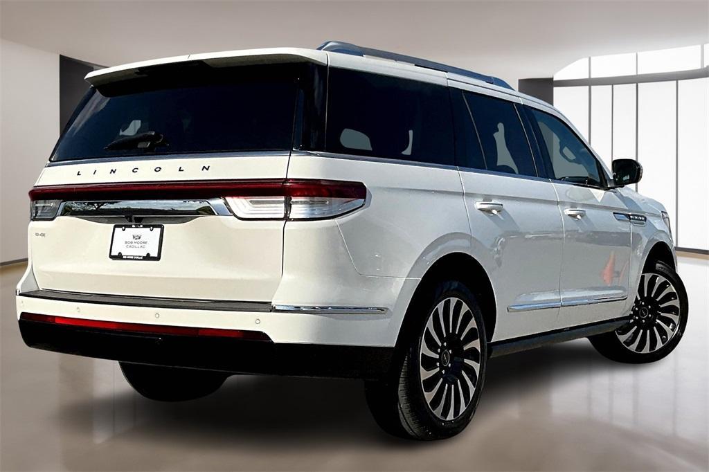 used 2022 Lincoln Navigator car, priced at $62,228