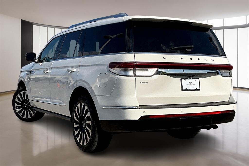used 2022 Lincoln Navigator car, priced at $62,228