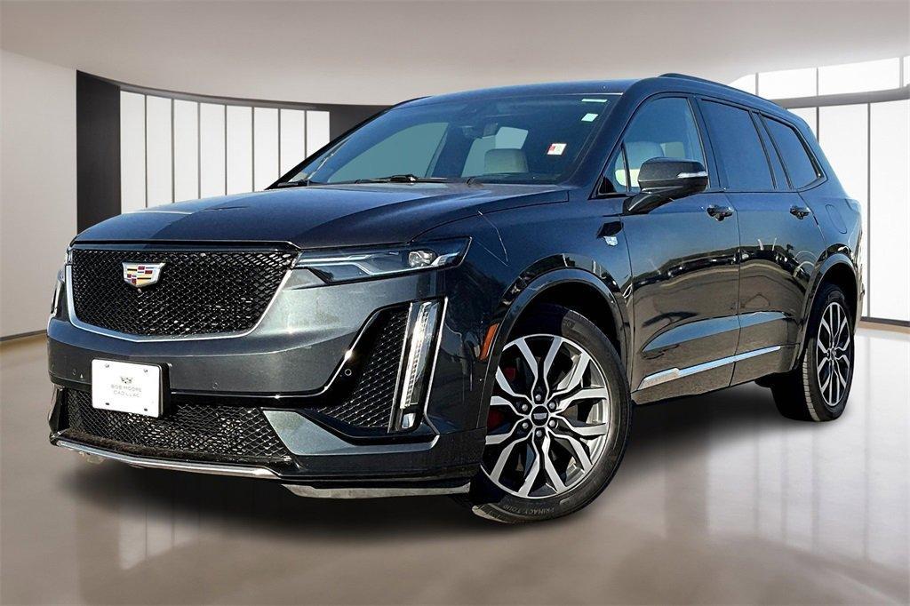 used 2022 Cadillac XT6 car, priced at $36,642