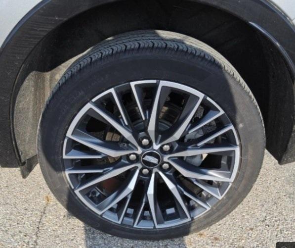 used 2024 Cadillac XT4 car, priced at $39,995