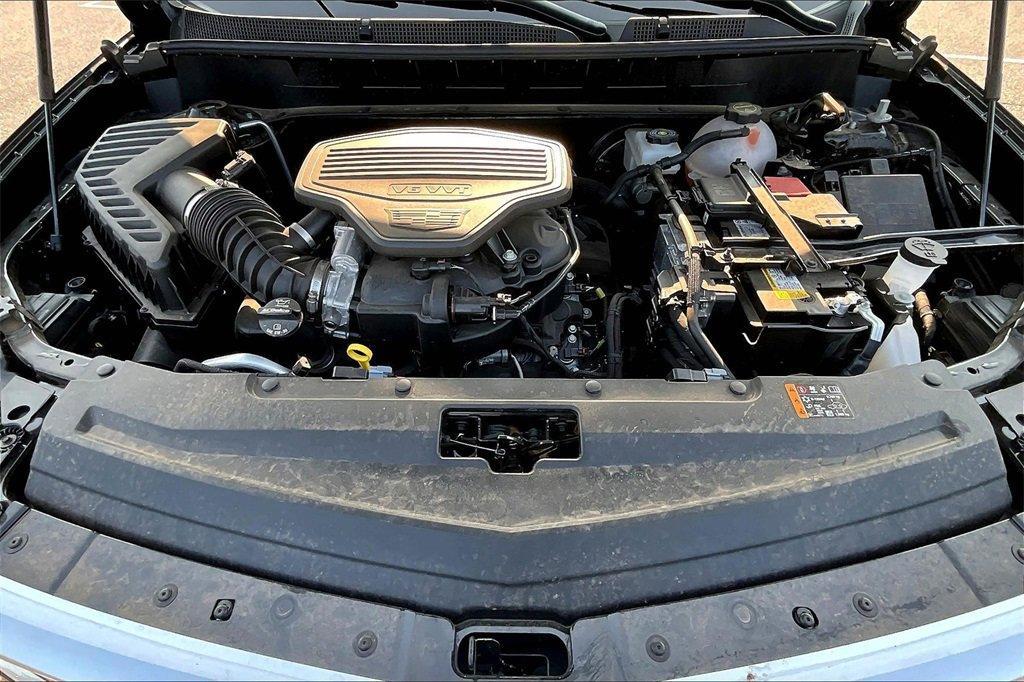 new 2025 Cadillac XT6 car, priced at $60,115