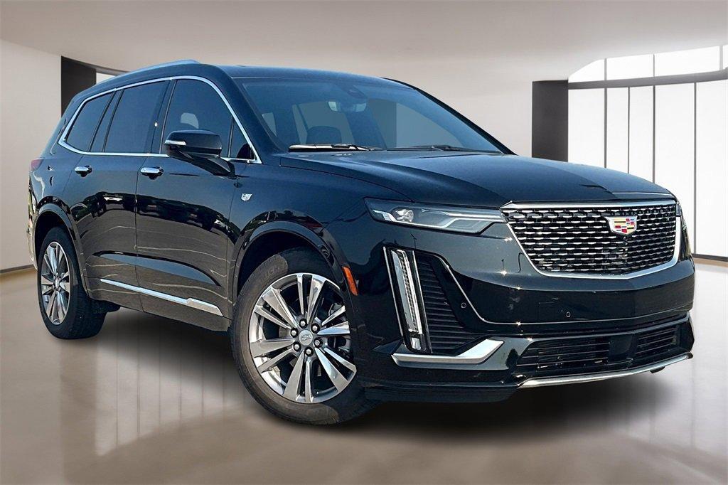new 2025 Cadillac XT6 car, priced at $60,115