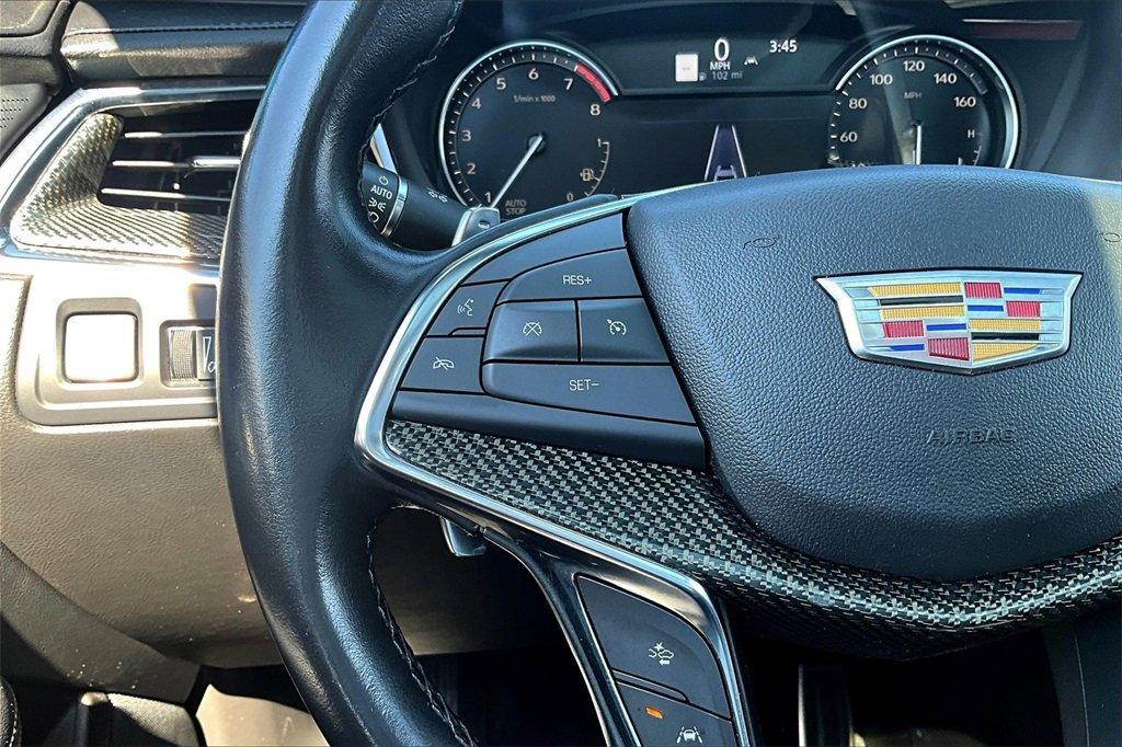 used 2021 Cadillac XT5 car, priced at $25,204