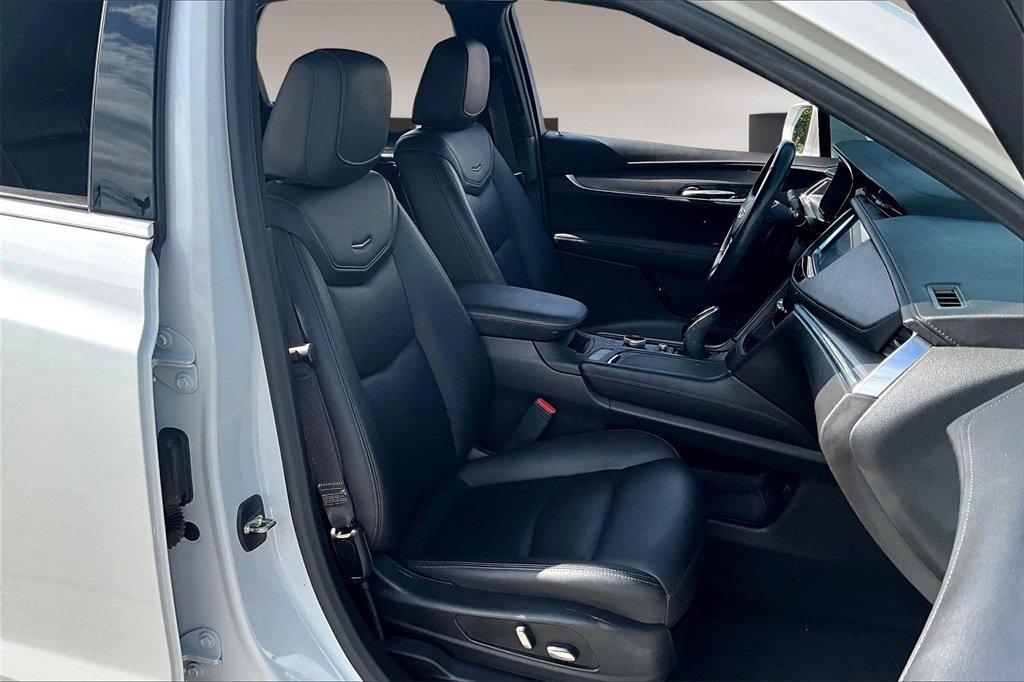 used 2020 Cadillac XT5 car, priced at $23,816