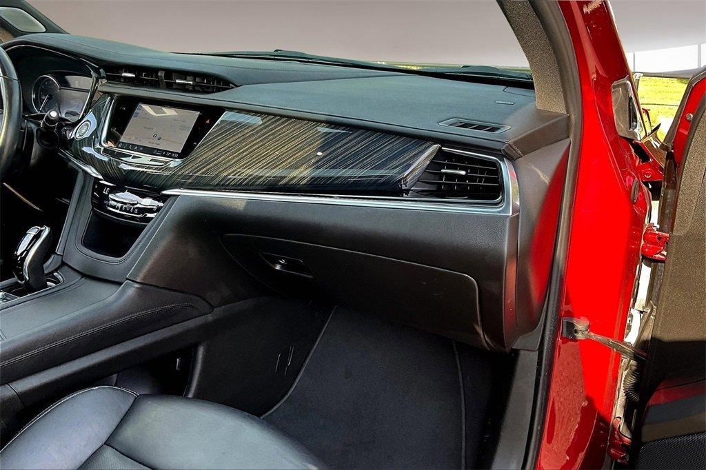 used 2023 Cadillac XT6 car, priced at $35,253