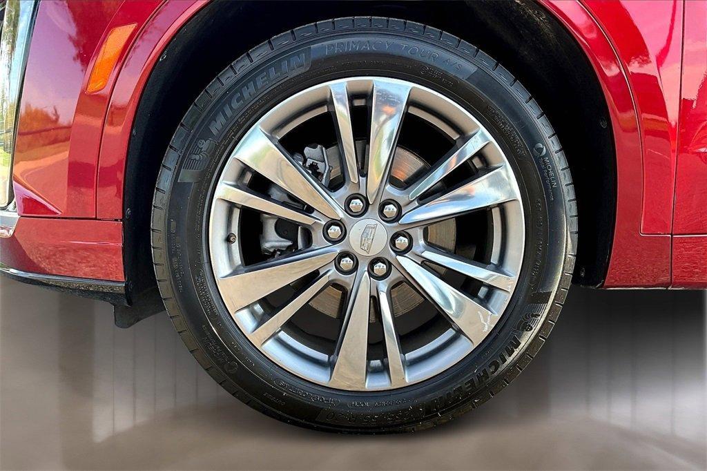 used 2023 Cadillac XT6 car, priced at $35,253