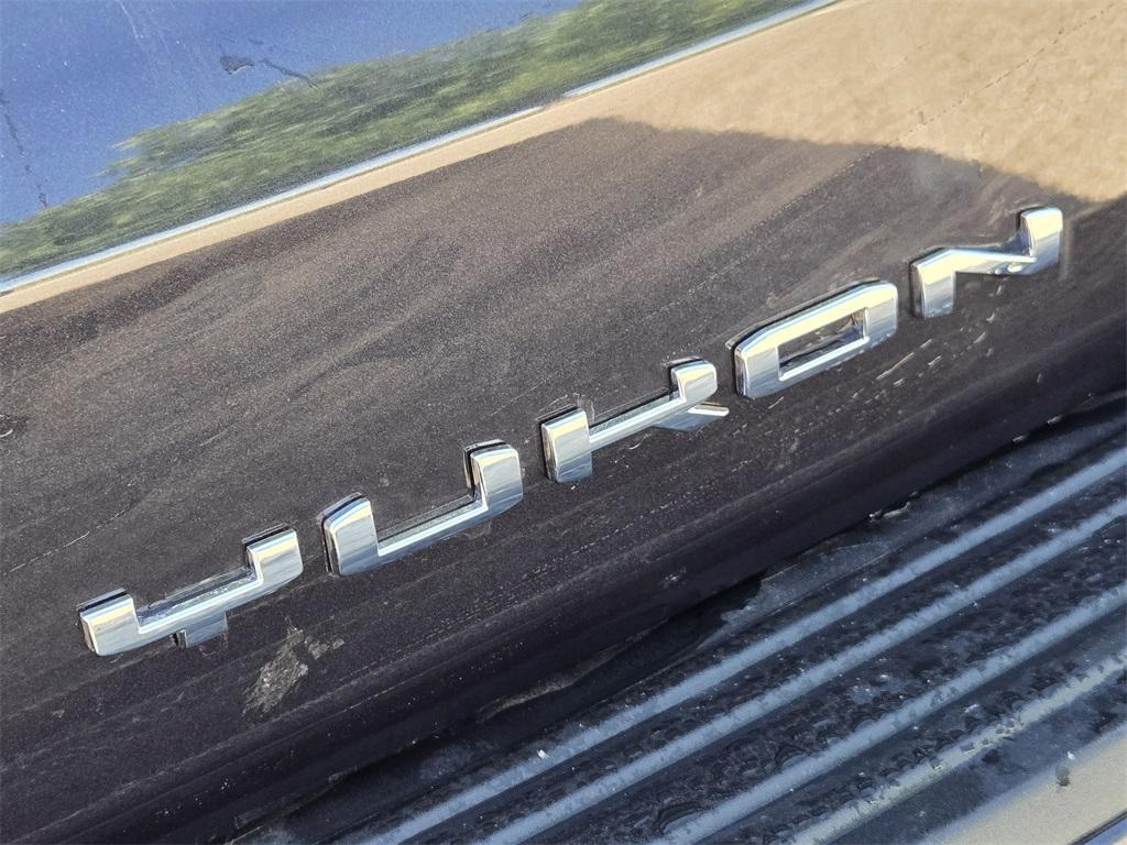 used 2024 GMC Yukon XL car, priced at $78,499