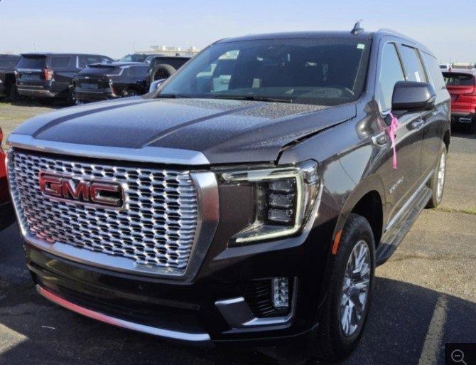 used 2024 GMC Yukon XL car, priced at $85,900