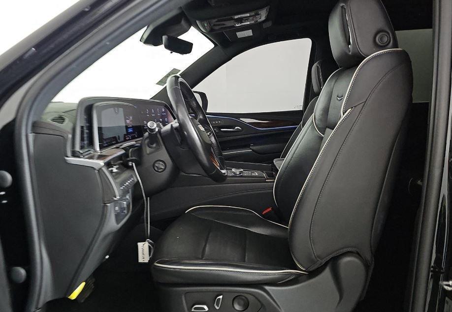used 2022 Cadillac Escalade ESV car, priced at $58,532
