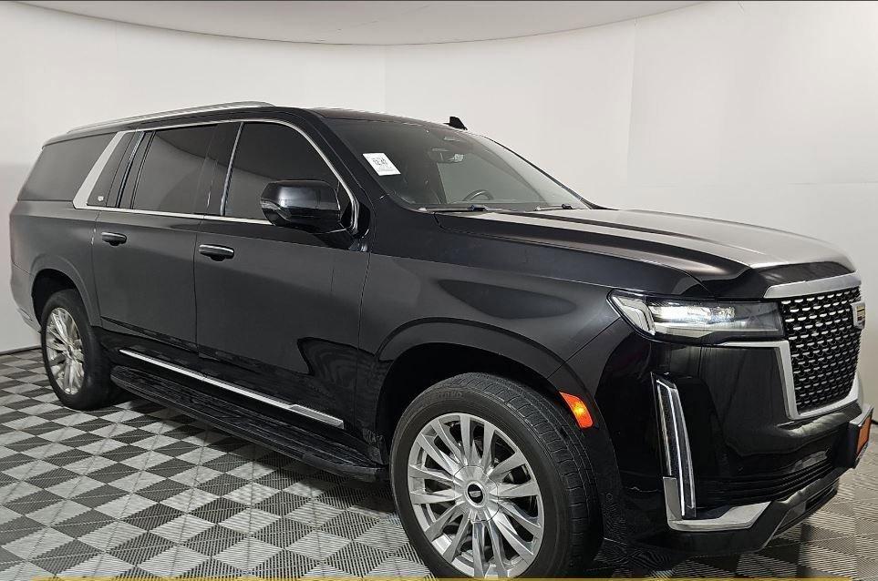 used 2022 Cadillac Escalade ESV car, priced at $58,532