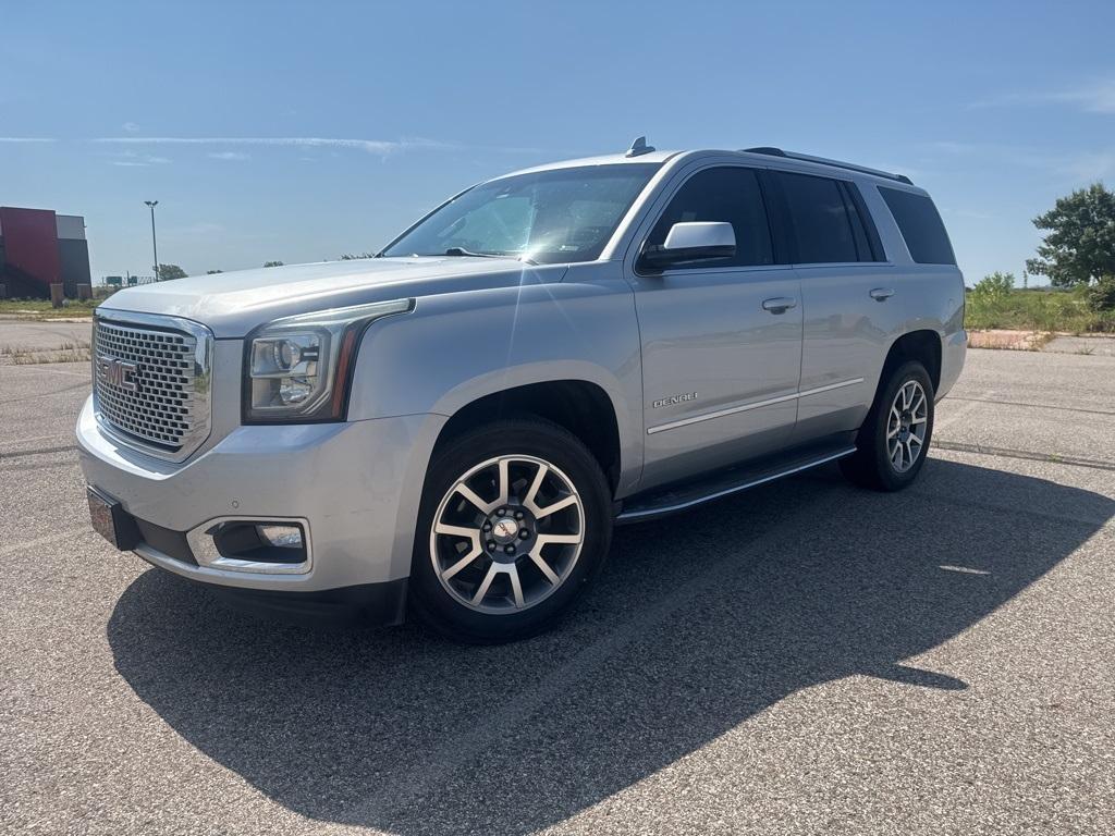 used 2016 GMC Yukon car, priced at $25,642
