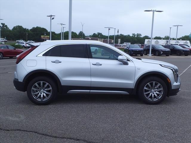 used 2020 Cadillac XT4 car, priced at $27,888