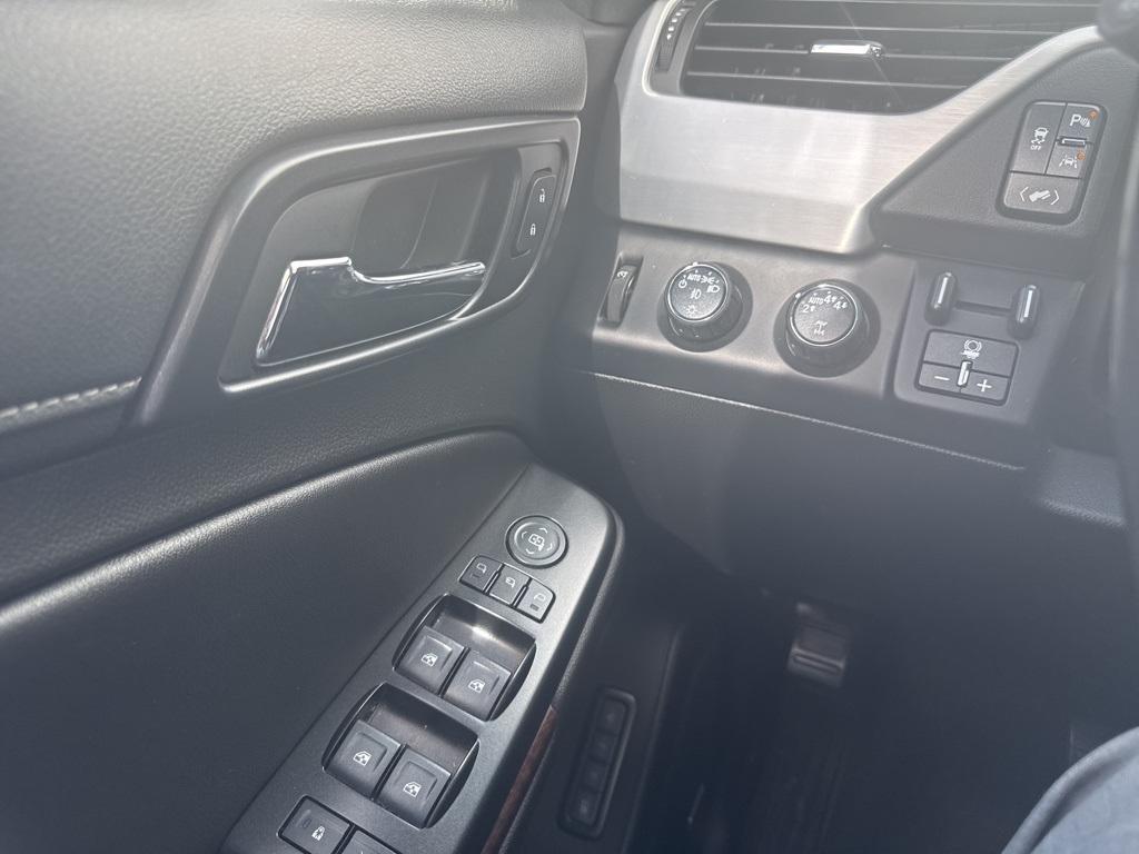 used 2018 GMC Yukon car, priced at $24,582