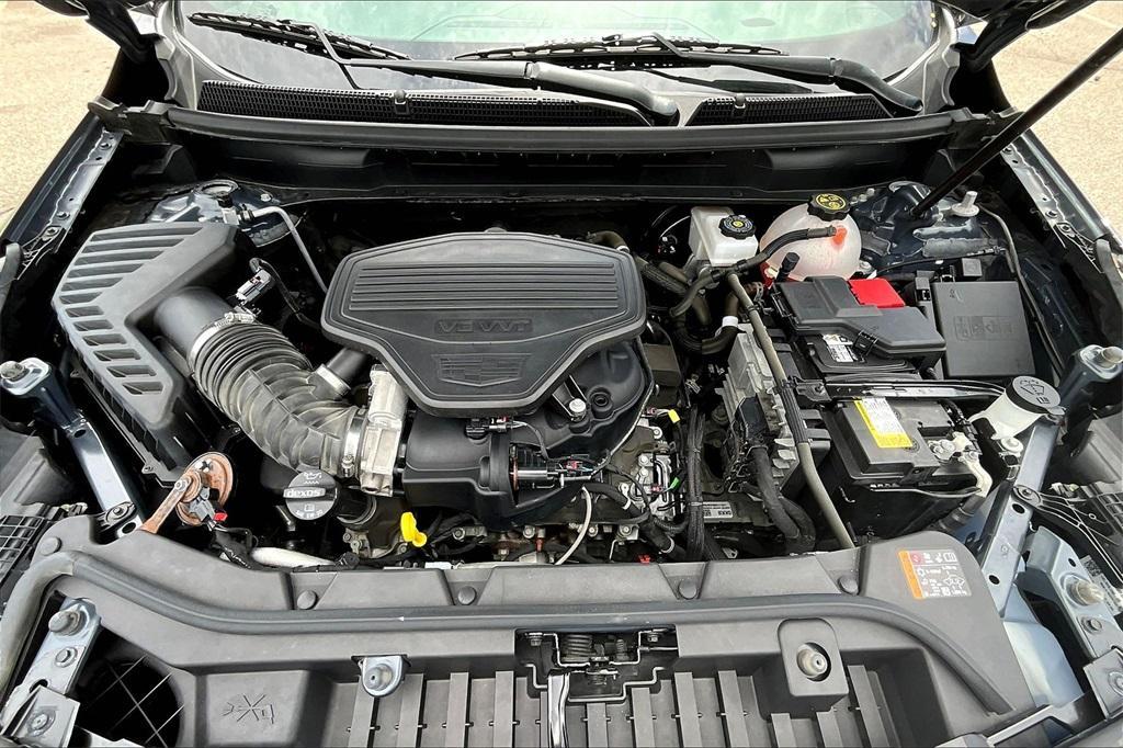 used 2022 Cadillac XT5 car, priced at $31,216