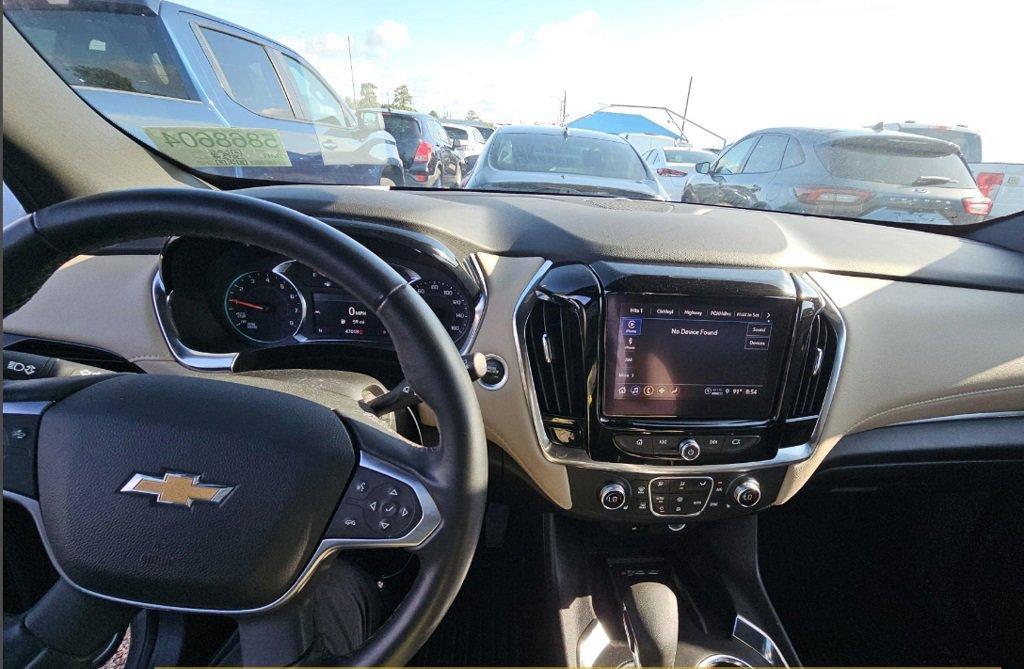used 2023 Chevrolet Traverse car, priced at $31,051