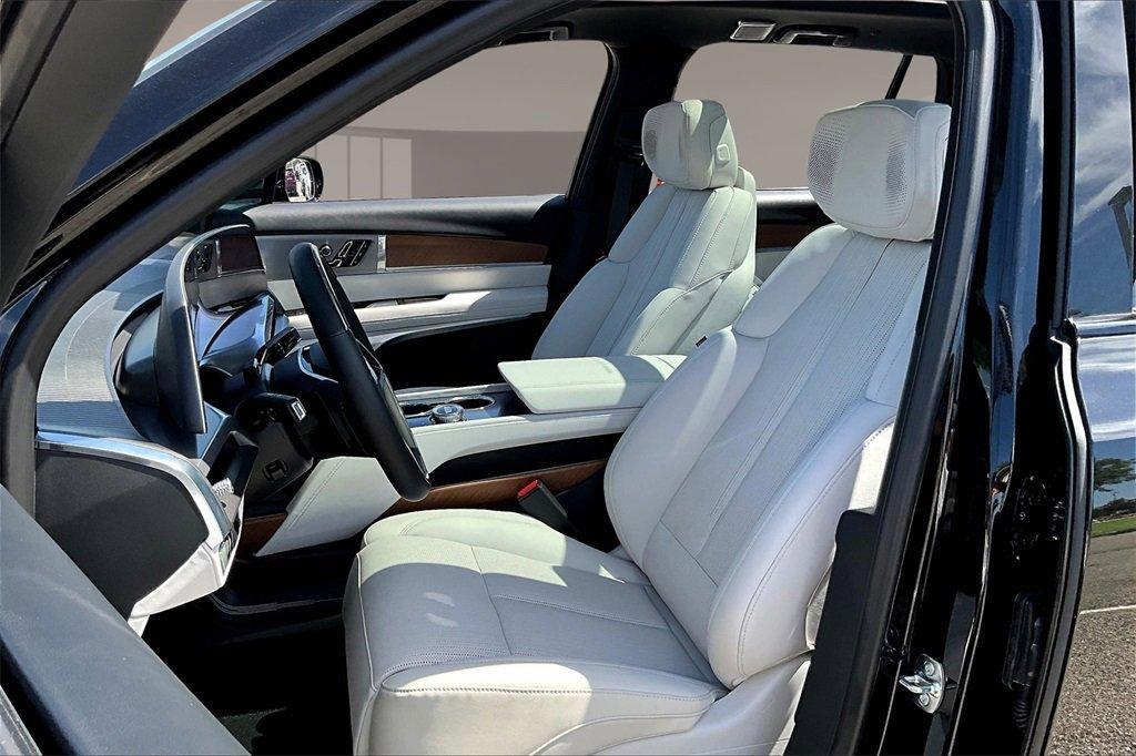 new 2026 Cadillac VISTIQ car, priced at $80,515