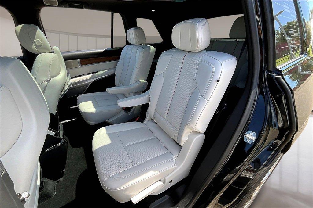 new 2026 Cadillac VISTIQ car, priced at $80,515