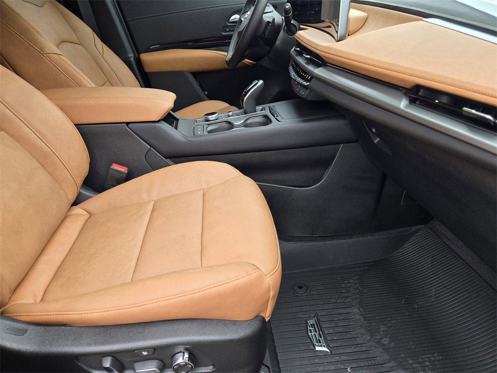 new 2025 Cadillac XT4 car, priced at $50,010