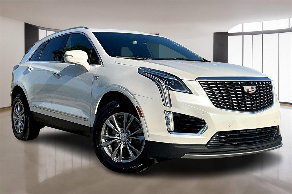used 2022 Cadillac XT5 car, priced at $29,303