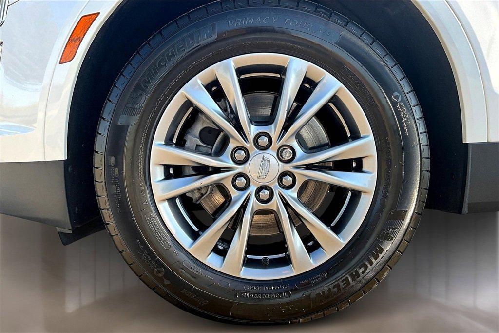 used 2022 Cadillac XT5 car, priced at $29,303
