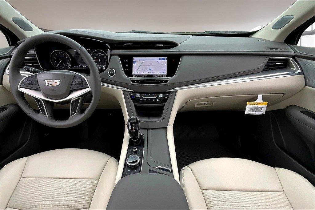 new 2025 Cadillac XT5 car, priced at $57,515