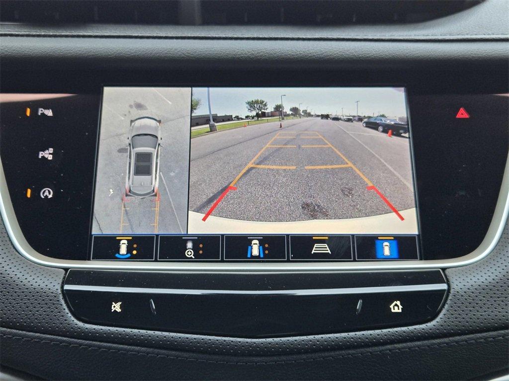 new 2025 Cadillac XT5 car, priced at $60,729