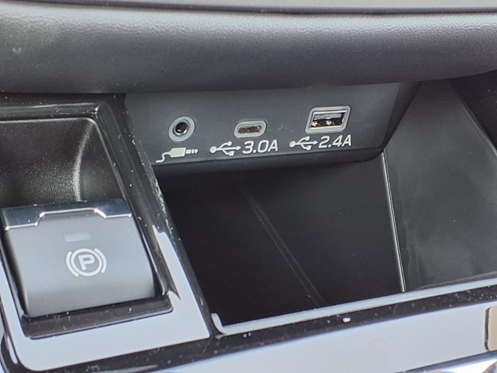 used 2025 Subaru Outback car, priced at $33,998