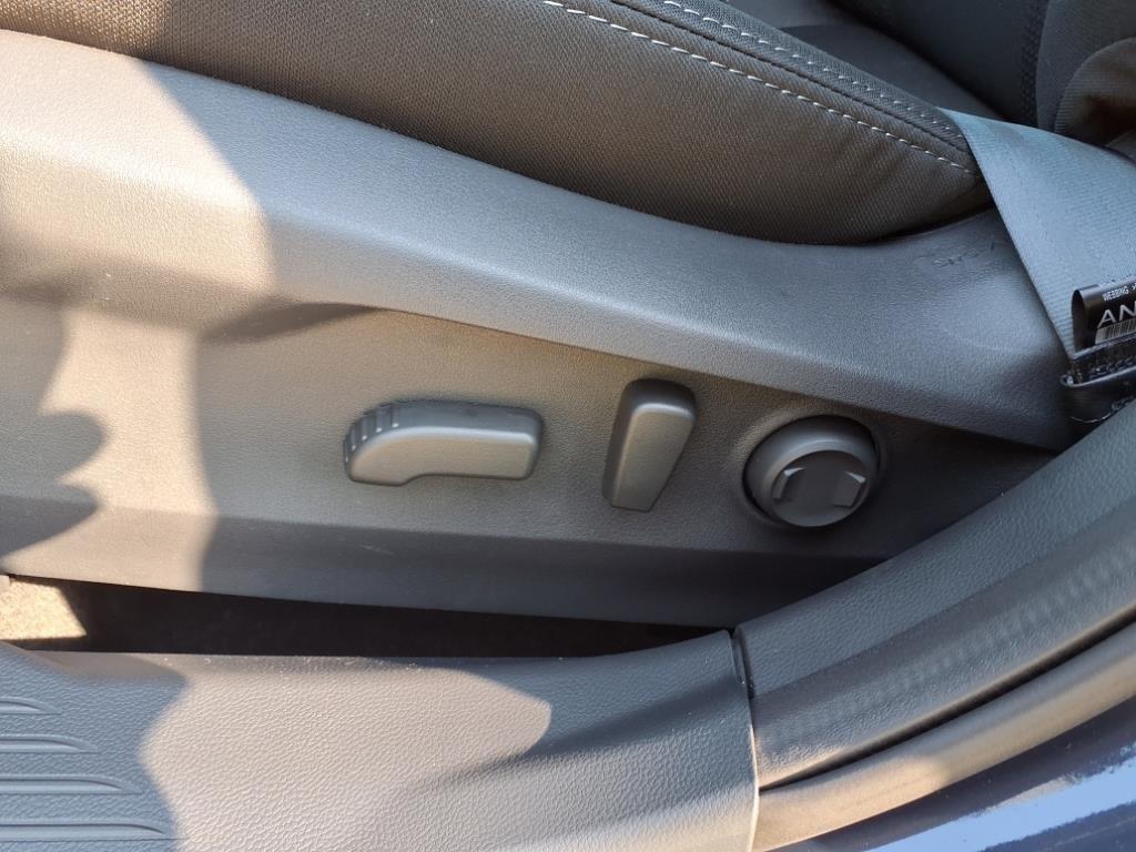 used 2025 Subaru Outback car, priced at $33,998