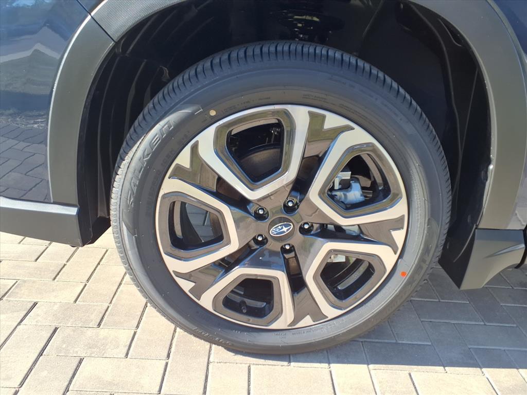 new 2025 Subaru Ascent car, priced at $48,962