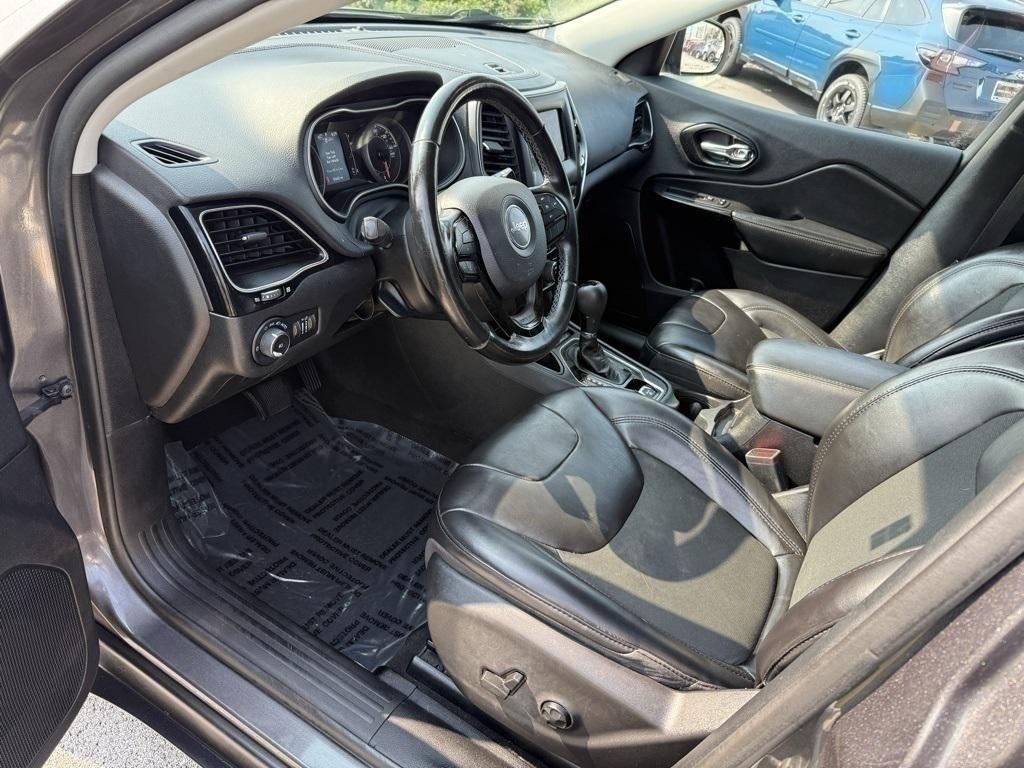 used 2021 Jeep Cherokee car, priced at $16,912