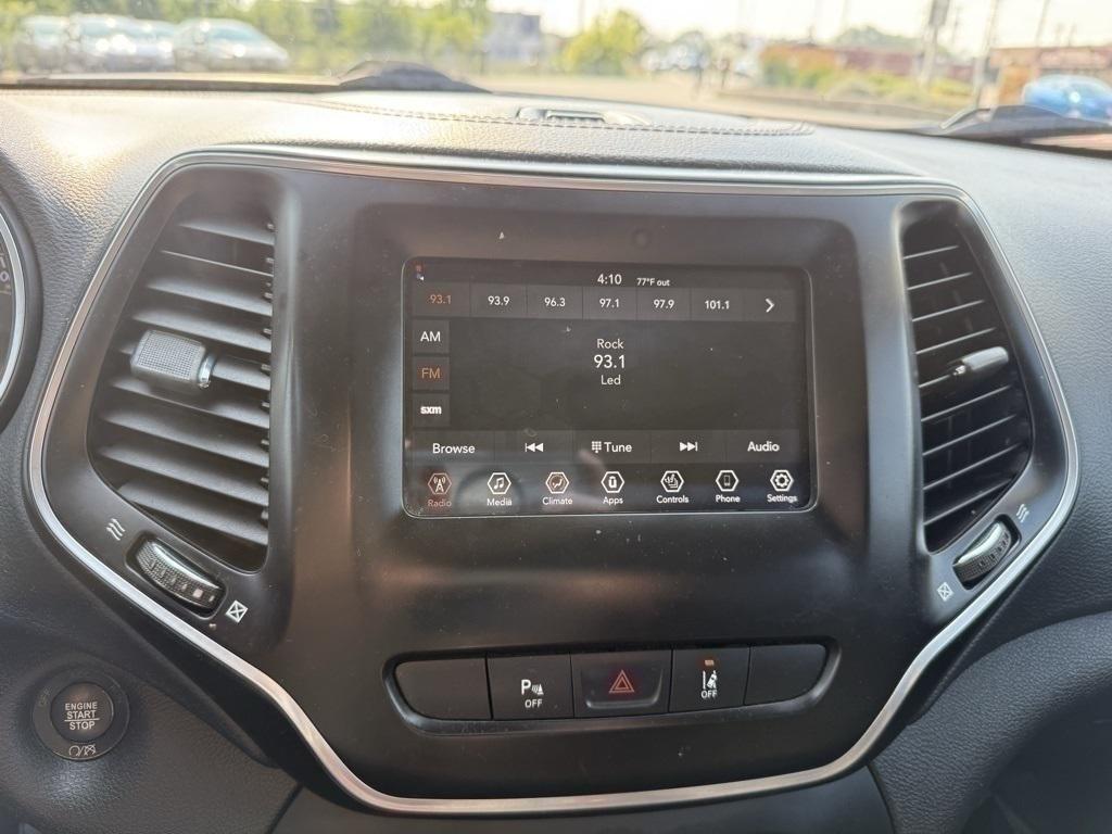 used 2021 Jeep Cherokee car, priced at $18,126