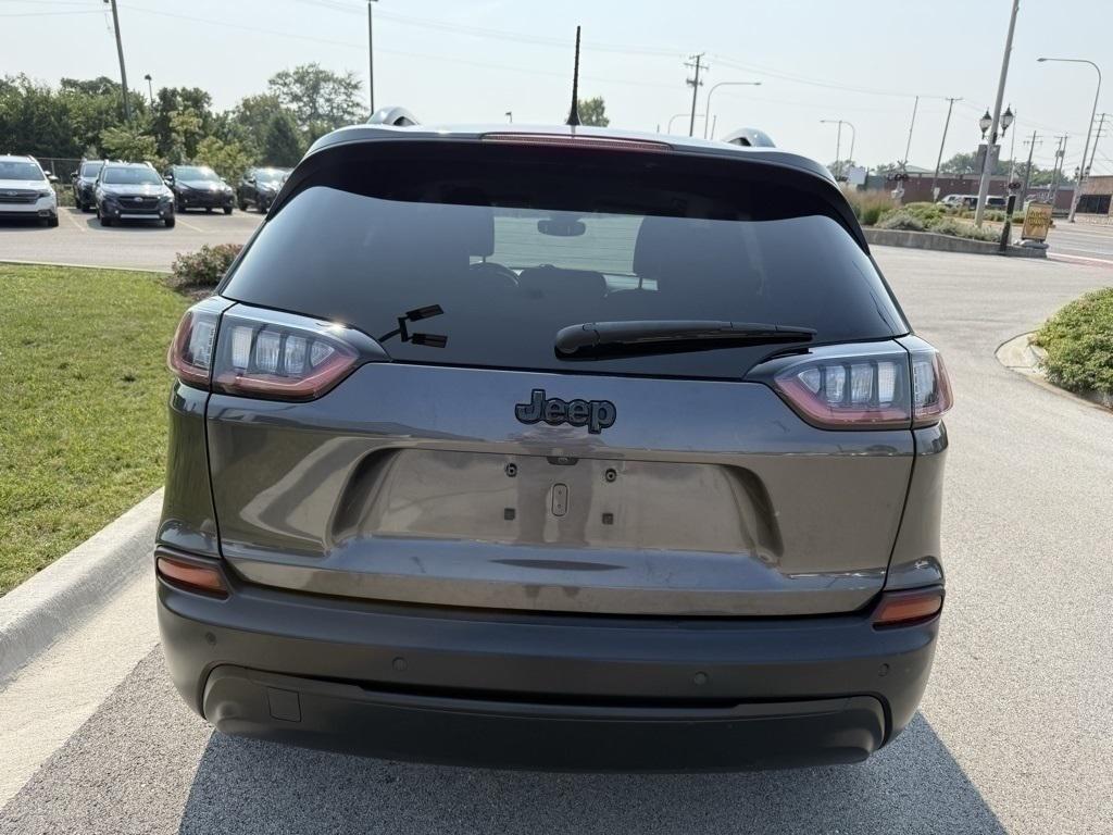 used 2021 Jeep Cherokee car, priced at $16,912