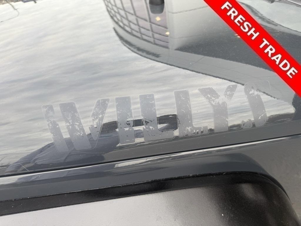 used 2016 Jeep Wrangler Unlimited car, priced at $18,395