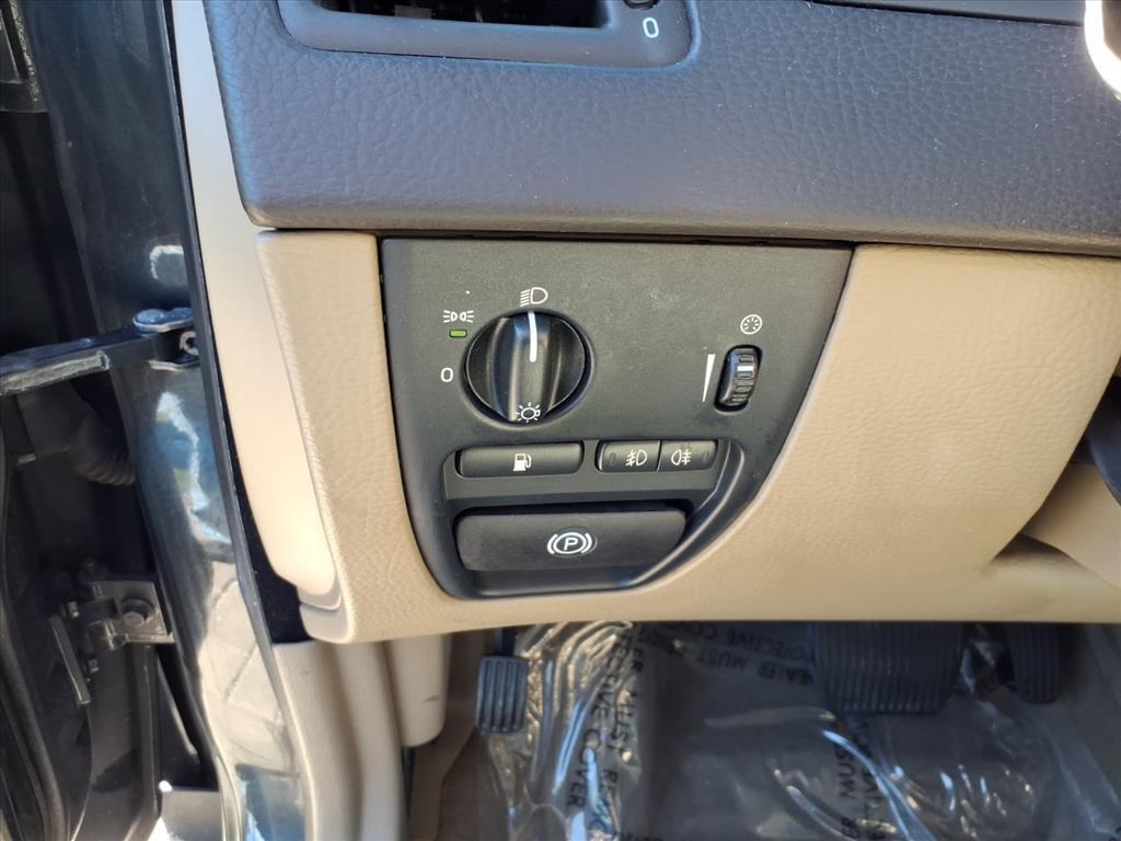 used 2011 Volvo XC90 car, priced at $6,274