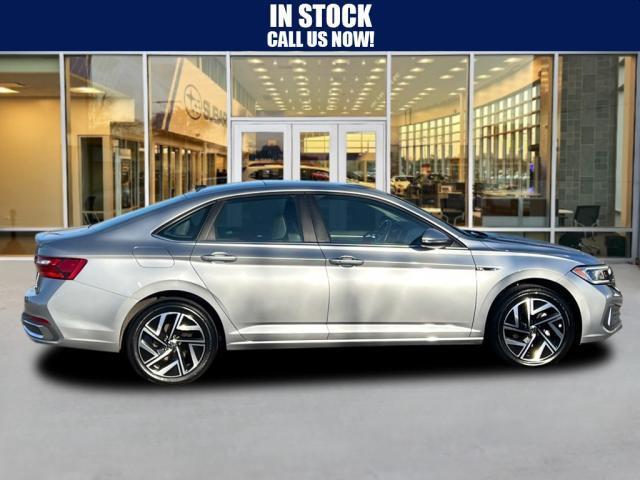 used 2022 Volkswagen Jetta car, priced at $21,750