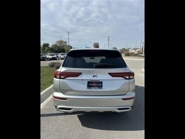 used 2024 Mitsubishi Outlander car, priced at $24,934