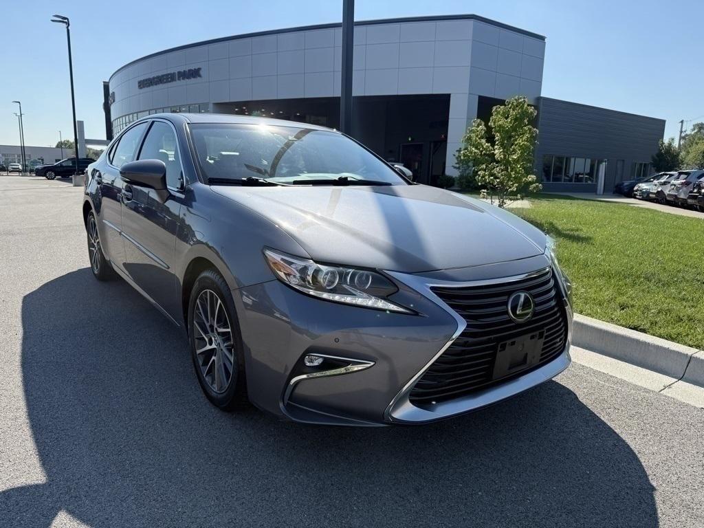 used 2016 Lexus ES 350 car, priced at $16,154