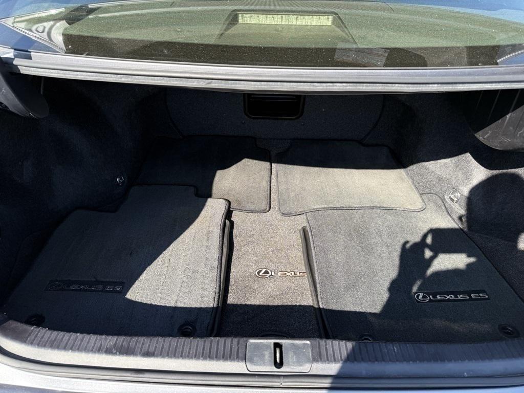 used 2016 Lexus ES 350 car, priced at $16,714