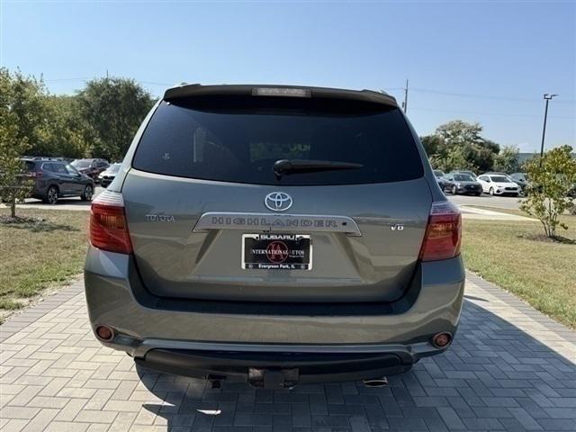 used 2008 Toyota Highlander car, priced at $9,995