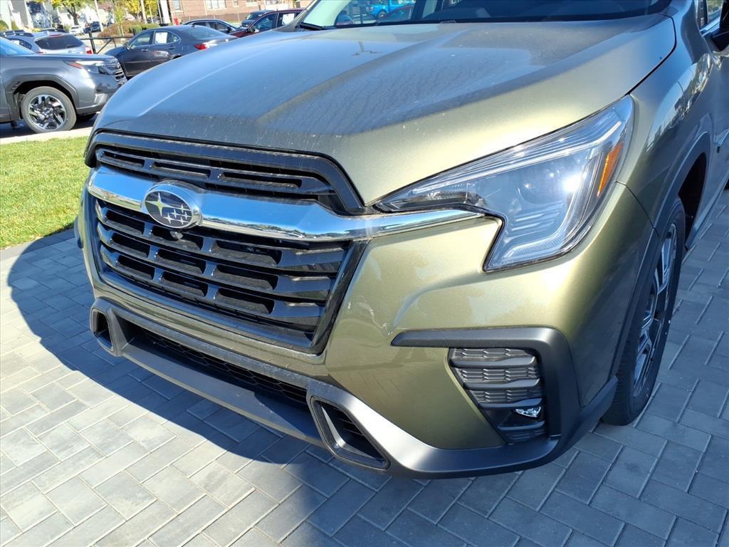 new 2025 Subaru Ascent car, priced at $45,912