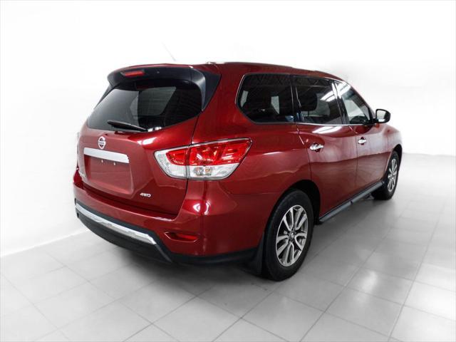 used 2014 Nissan Pathfinder car, priced at $13,395