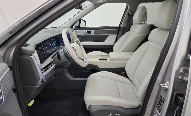 used 2024 Hyundai Santa Fe car, priced at $33,995