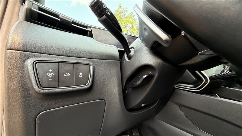 used 2024 Hyundai SANTA CRUZ car, priced at $28,995