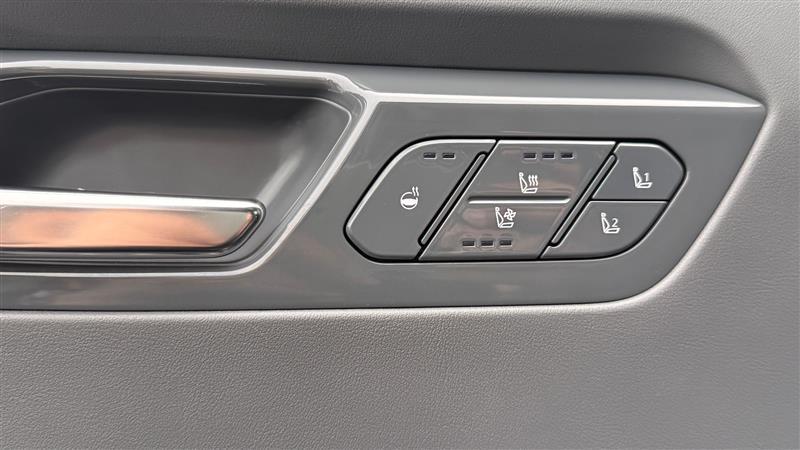 used 2024 Kia EV9 car, priced at $40,995