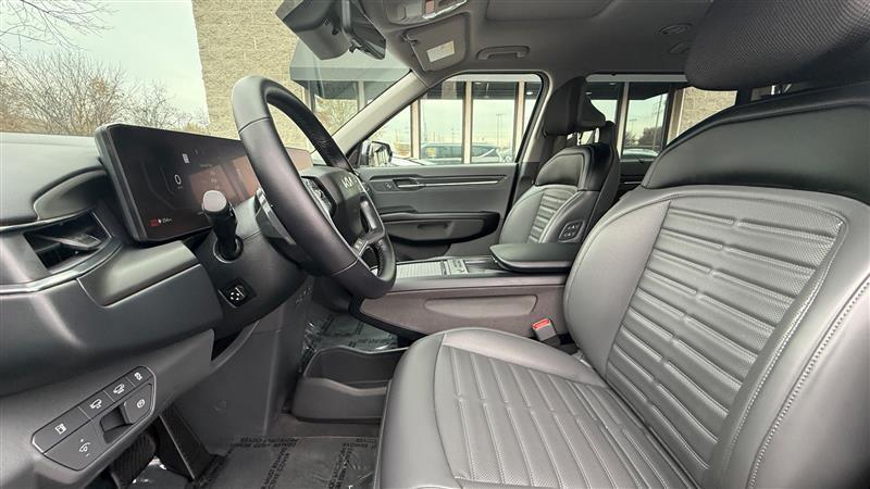 used 2024 Kia EV9 car, priced at $40,995