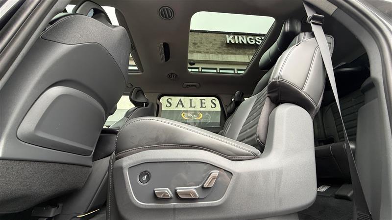 used 2024 Kia EV9 car, priced at $40,995