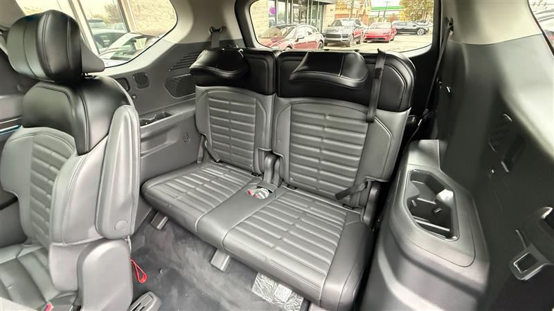 used 2024 Kia EV9 car, priced at $40,995