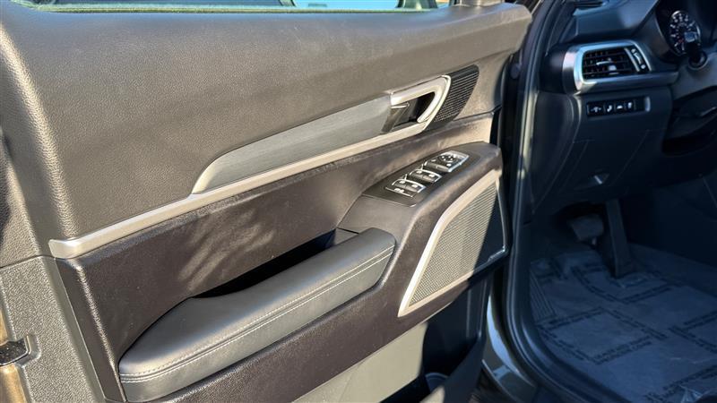 used 2022 Kia Telluride car, priced at $25,995