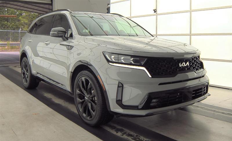 used 2023 Kia Sorento car, priced at $30,995